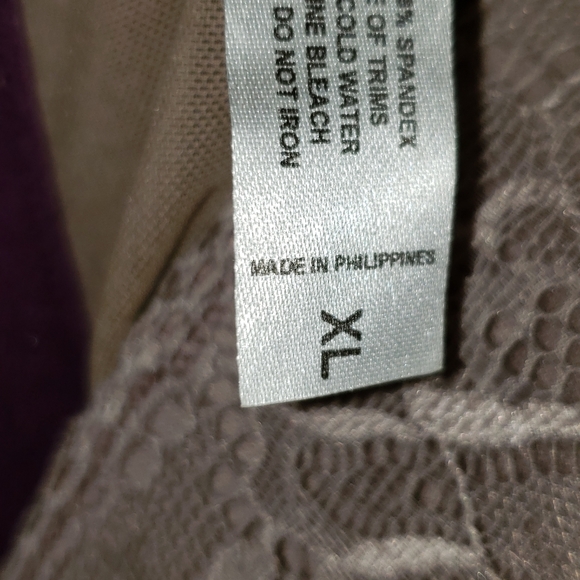 Corset - Picture 4 of 5